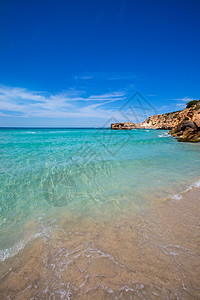 巴利阿里群岛Ibiza海滩的Cala Tarida假期太阳波浪蓝色海岸晴天旅行天空天堂石头图片