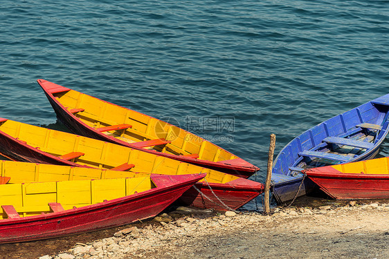 彩色条边框木头三桅运输橙子支撑工艺紫色旅游帆船红色图片