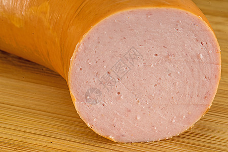 火腿香肠食物猪肉用餐粉色营养木板美食小吃红色熏制图片