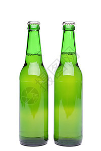 两瓶淡啤酒图片