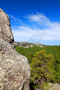 南达科他州黑山森林环境荒野旅行崎岖国家地形石头岩石植物图片