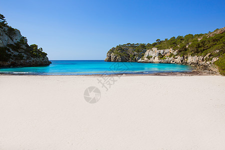 梅诺卡岛松绿的Balearic地中海海岸支撑太阳海景旅行海洋悬崖假期海滩岩石背景