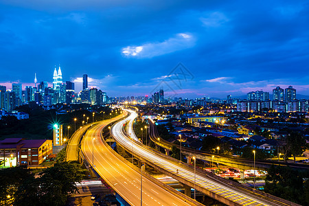 晚上吉隆坡天际天空双胞胎首都商业市容摩天大楼公司景观瓜拉城市图片