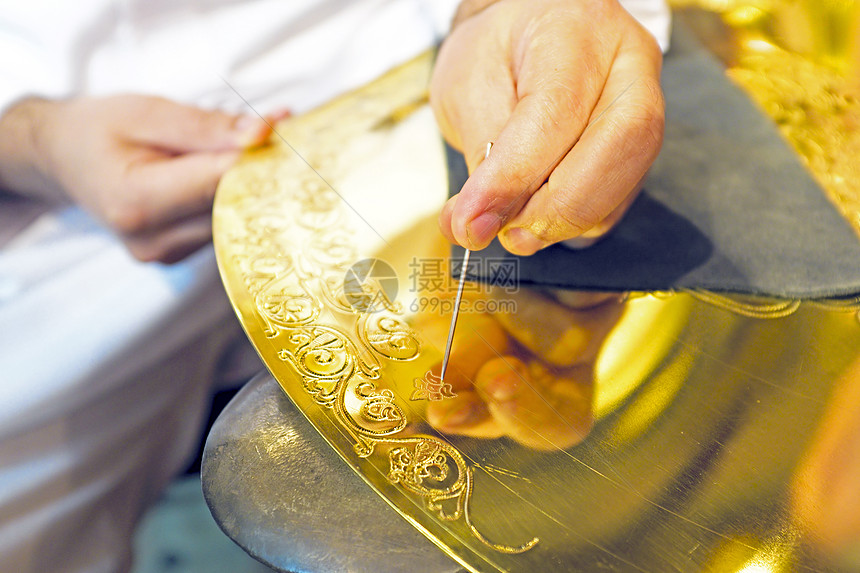 制作古代阿拉伯手工艺品花瓶贸易青铜灯笼黄铜异国旅游邮票手工业礼物图片