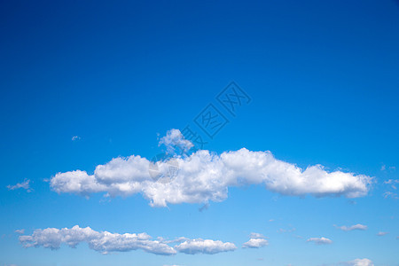 蓝蓝天空白色环境天气多云阴霾阳光风景晴天气候水分图片
