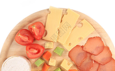 木盘上的各种奶酪美食木头蓝色盘子食物模具白色小吃早餐大理石图片