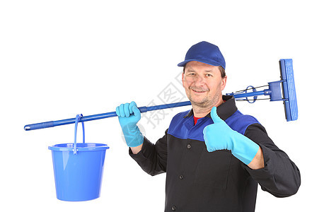 男人拿着扫帚和桶工人海绵清洁工工作清洁手套家庭刷子卫生用具图片