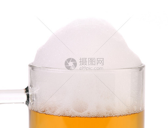 把啤酒杯和泡沫一起贴上高脚杯黄色白色啤酒饮料酒吧派对流动金子庆典图片
