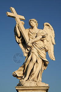 雕像的低角度视图地方摄影旅行女性目的地宗教文化天空形象天使图片