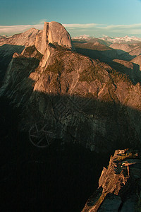 岩层悬崖阳光地质学自然阴影摄影岩石场景目的地旅游图片
