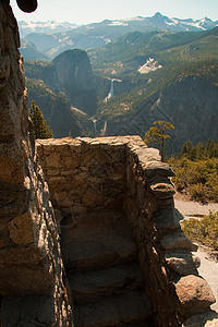 从观察点对山谷的视图石墙岩石摄影山脉目的地旅游冰川风景场景地质学图片