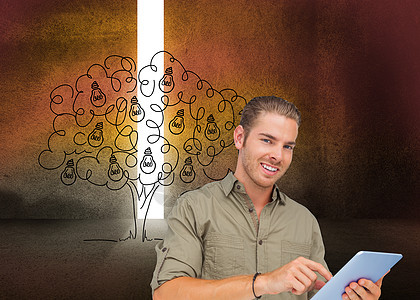 使用平板电脑 pc 的快乐人的复合图像头发房间金发手镯男性浅色开幕式灯泡药片制作图片