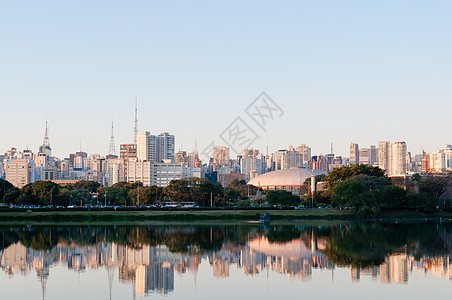 伊比拉普埃拉公园  圣保罗建筑物旅行公园建筑学景观天空树木旅游城市目的地图片