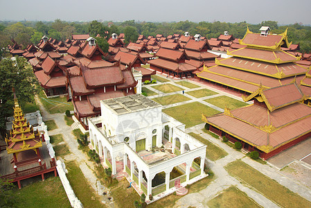 缅甸曼德勒的皇宫地标避难所遗产宝塔奢华宗教建筑旅行艺术寺庙图片