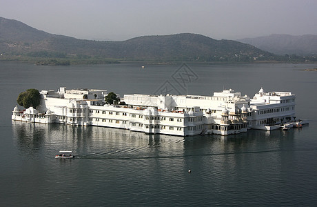 印度乌代布尔Jagniwas岛 贾格尼瓦斯湖宫纪念碑蓝色景观建筑学历史建筑旅行酒店奢华城市图片