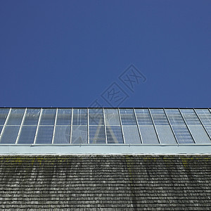 有玻璃屋顶的建筑物图层色调坚固性财产现代性木头天空材料耐用性苔藓图片