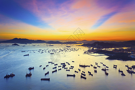 香港海面日落顶峰庇护所山顶天空交通爬坡力量旅游市中心场景图片