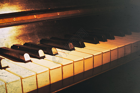 旧钢琴键盘废料旋律床单棕褐色划痕钥匙音乐家古董边缘音乐图片
