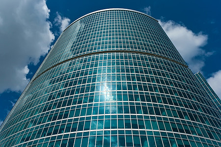 现代系统扩张者技术商业景观窗户蓝色建筑学建筑房子玻璃天空图片