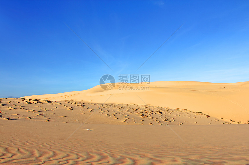 沙漠沙漠灰尘橙子地区风光旅游地形沙漠全景场景荒野图片