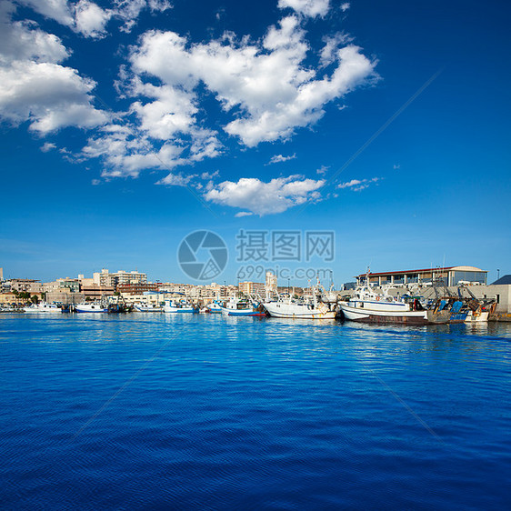 西班牙阿利坎特圣波拉港码头港口海洋旅行海岸帆船村庄俱乐部支撑海滩图片