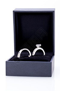 两个银环优雅的珠宝盒戒指恋情配饰订婚盒装情怀盒子首饰礼物婚礼图片