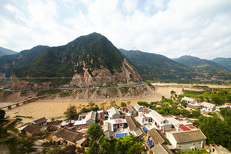 中国外衣风景运动农村房子山坡旅行晴天蓝色绿色爬坡乡村背景图片