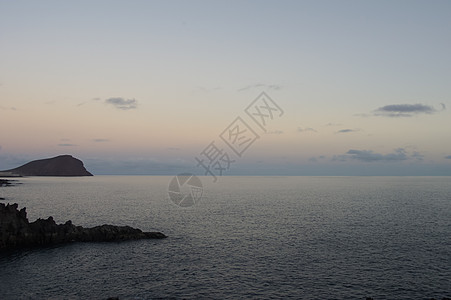 冷云城市棕榈蓝色紫色天际天空海滩全景风暴橙子图片