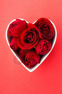 心形碗里面的玫瑰盒子粉色新娘花束礼物花瓣热情念日红色婚姻图片