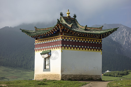 藏藏建筑天空阳光场景风景地球房子宗教草地高地草原图片