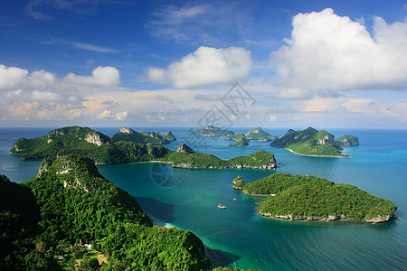 泰国昂忠国家海洋公园泰国海岸蓝色天空公园天堂森林海湾洞穴海滩海景图片