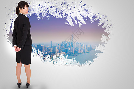 严肃的女商务人士形象综合图象计算机数字紫色商业天空女性人士职业摩天大楼商务图片