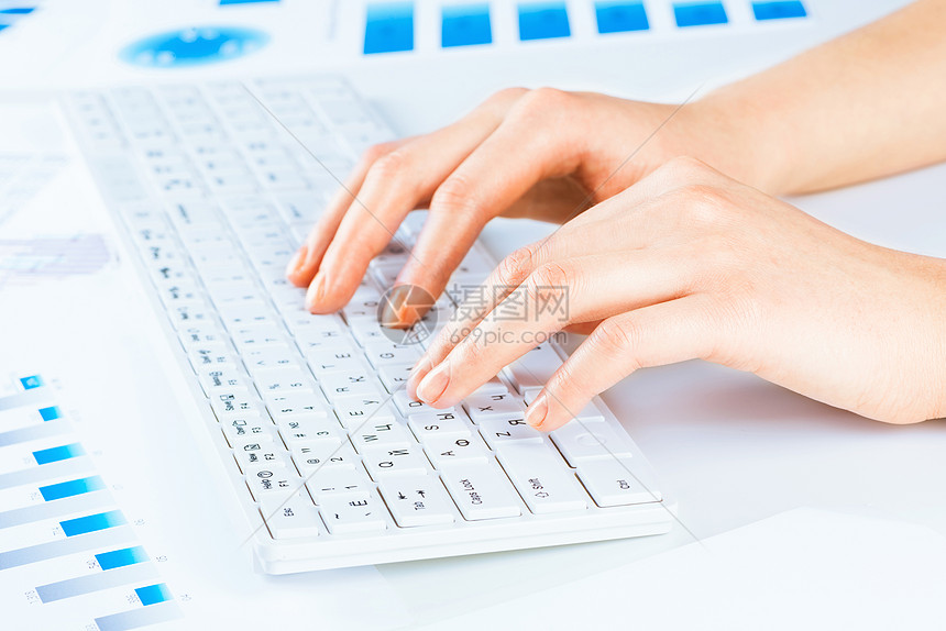 妇女指纹工人笔记本键盘数据老鼠网络工作电子产品女士女性图片