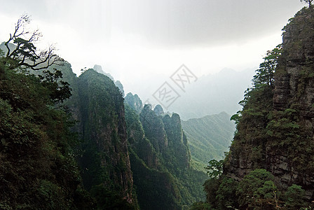 连华山的美景草原高原天空树木山脉山峰环保山谷旅游图片