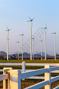 风力涡轮机风车场地天空金属农场力量生态技术植物环境图片