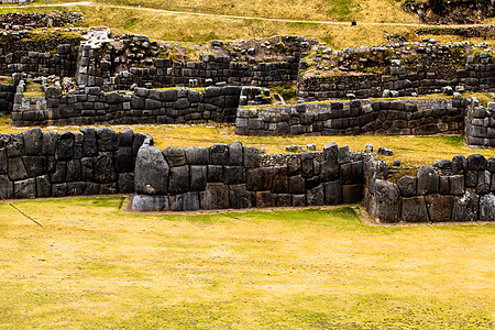在秘鲁库斯科Cuzco看到墙壁马丘骆驼岩石村庄旅游比丘世界城市石头历史图片