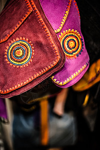 摩洛哥皮革工厂的包袋 钱包 帽子和其他产品 6市场麦地鞋类凉鞋摊位店铺旅行结盟织物手工图片