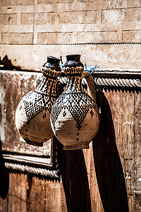 茶壶 Tadjin 花瓶和摩洛哥陶工工厂的其他产品露天团体旅行装饰水壶马赛克麦地陶瓷食物商品图片