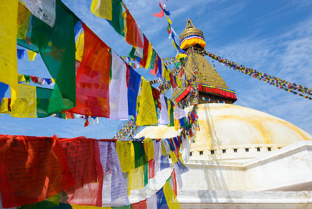 加德满都的精神经幡文化旅游眼睛佛塔天空寺庙地标旅行图片