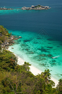 泰国西米兰群岛天堂湾的观点 泰国海滩旅行支撑晴天运输热带海洋天堂天空珊瑚图片