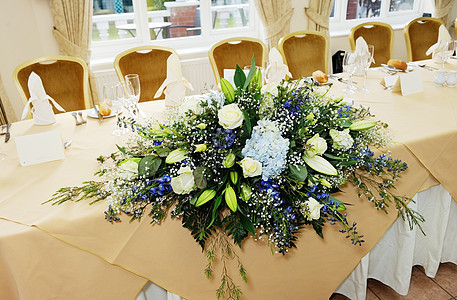 婚礼接待花花派对花朵早餐餐饮庆典黄色环境酒店桌子奢华图片