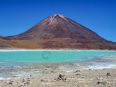 利坎卡布火山图片