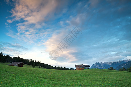 巴伐利亚阿尔卑斯山蓝天图片