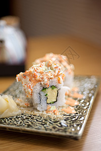 日式maki寿司海鲜盘子午餐食物海藻佳肴餐厅美味鳗鱼寿司图片