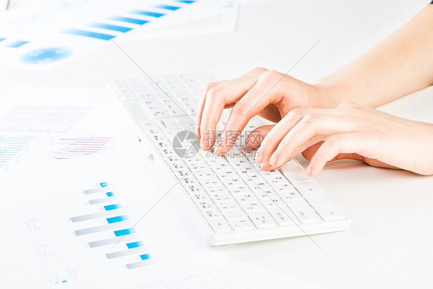 妇女指纹职场办公室手指桌面工作经理技术秘书键盘手臂图片