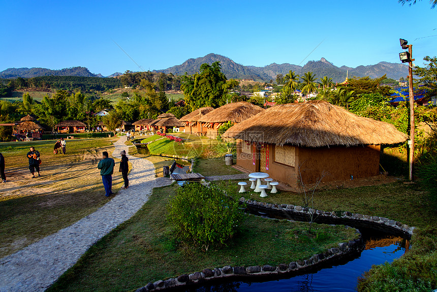 泰国传统泰国中国泰华云南村村庄城市树叶文化世界石头农村艺术房子木头图片