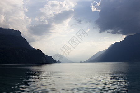 布拉尼兹湖池塘顶峰岩石边缘海岸线天空山脉自由远景建筑物图片