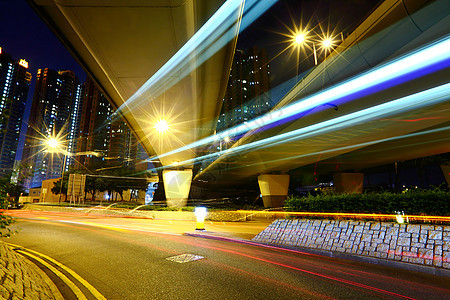 夜间城市快速移动车灯速度运动市中心街道通道踪迹景观运输图片