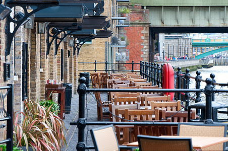 伦敦街头咖啡店蓝色文化午餐人行道座位餐厅家具晚餐桌子用餐图片