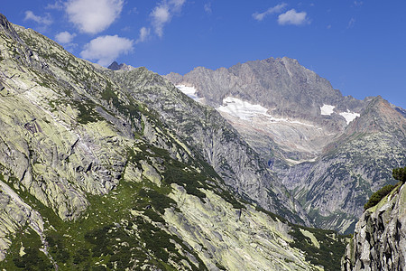 斯洛文尼亚旅行顶峰首脑高山游客吸引力传统草地全景旅游图片